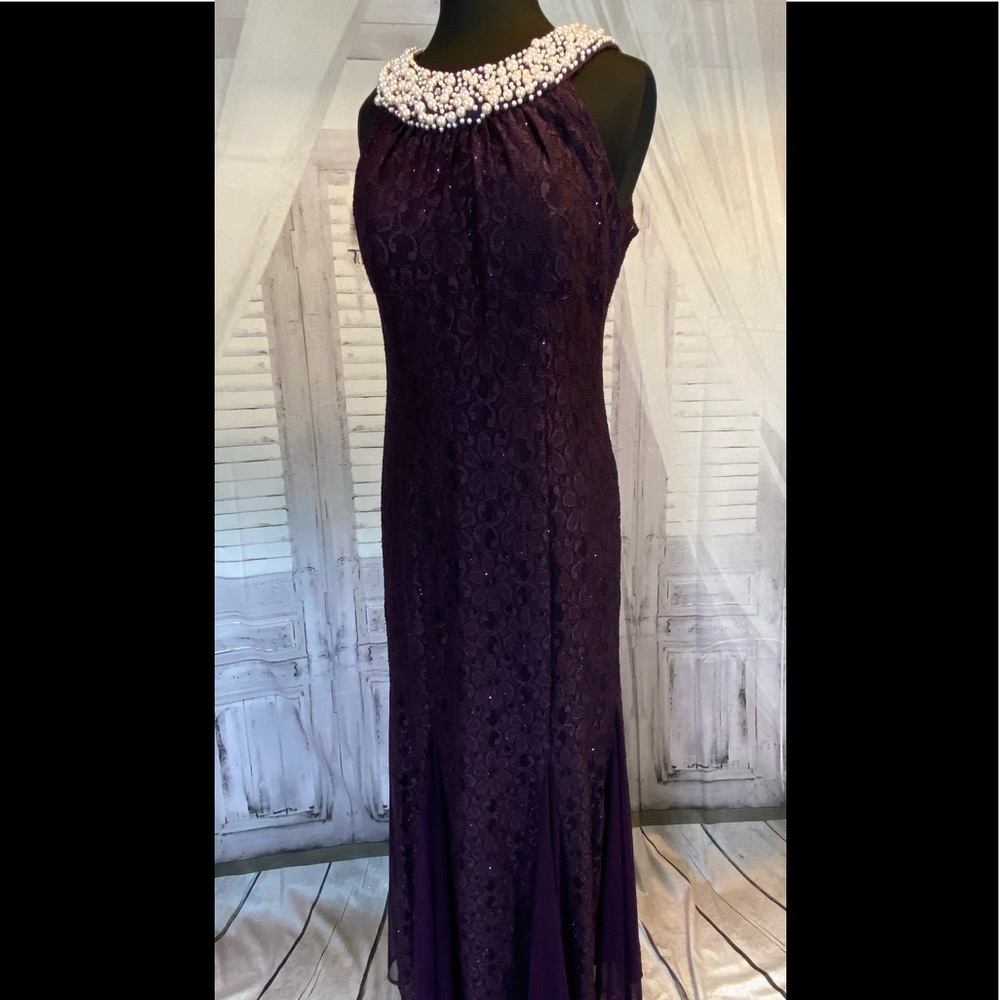 Sleeveless Halter Gown for Wedding